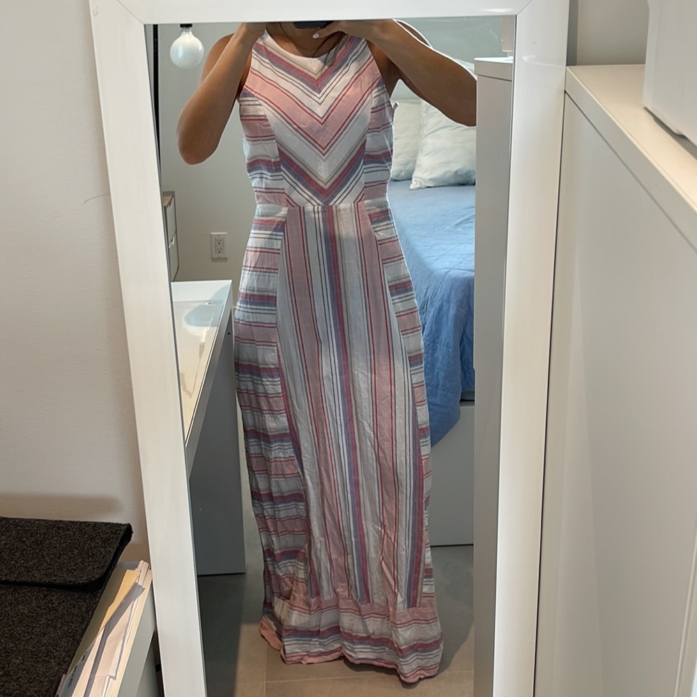 Women Small Maxi stripped dress back zipper and elastic waist back detail cutout